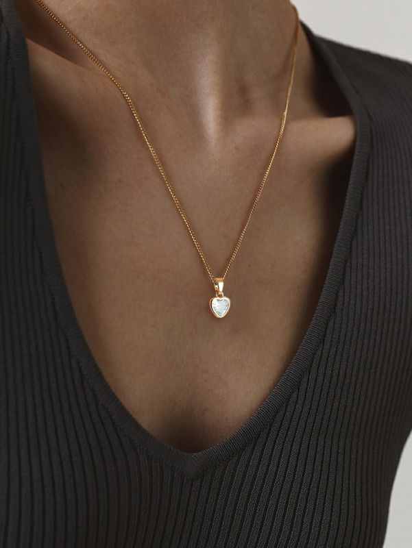 Style Simple Forme De Cœur Le Cuivre Zircon Pendentif