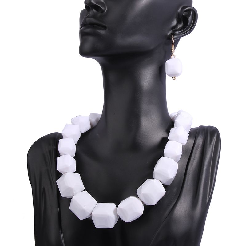 Nordischer Stil Moderner Stil Einfacher Stil Einfarbig Aryl Perlen Handgemacht Überzug 14 Karat Vergoldet Frau Armbänder Ohrringe Halskette