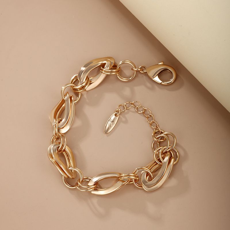Elegant Xuping Simple Style Geometric 18k Gold Plated Alloy Copper Wholesale Bracelets