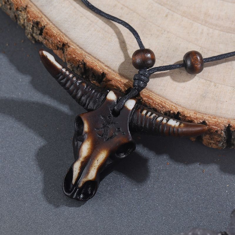 Retro Cattle Arylic Rope Carving Unisex Pendant Necklace
