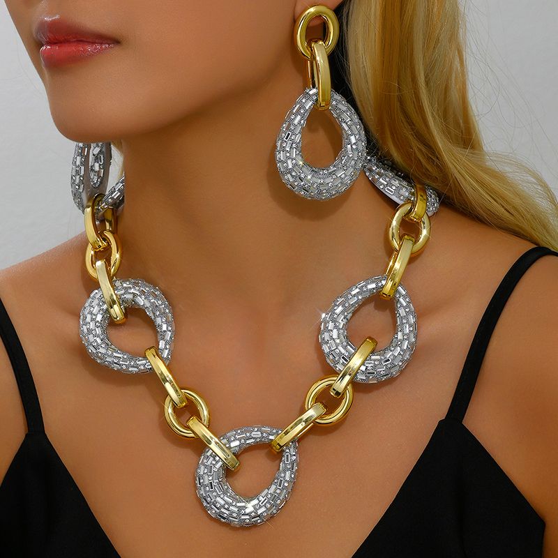 Elegant Luxuriös Geometrisch Aryl Überzug Vergoldet Versilbert Frau Ohrringe Halskette