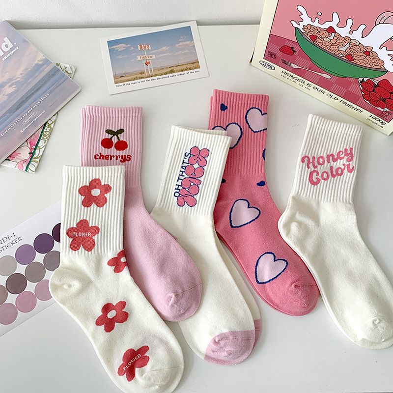 Women's Casual Japanese Style Sweet Letter Fruit Flower Cotton Crew Socks A Pair