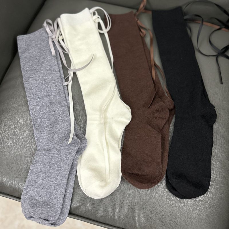 Women's Casual Solid Color Bow Knot Wool Crew Socks A Pair
