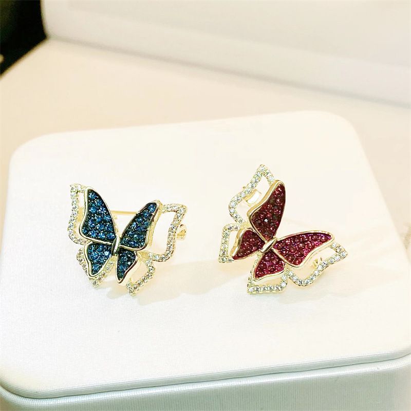 Estilo Coreano Mariposa Cobre Embutido Circón Mujeres Broches