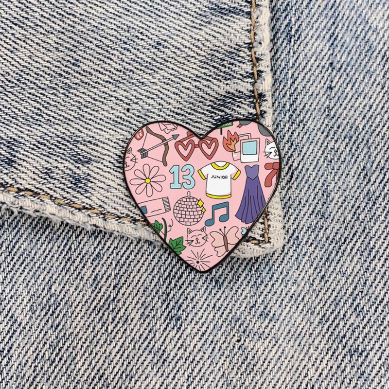 Cartoon Style Heart Shape Alloy Printing Women's Brooches