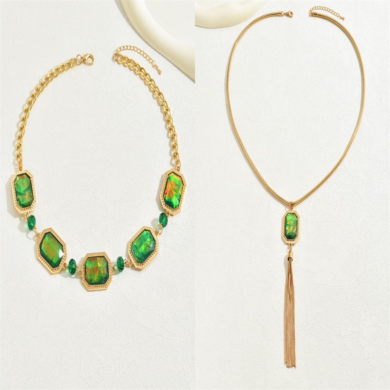 Retro Rectangle Copper Alloy Plating Inlay Zircon Gold Plated Women's Necklace