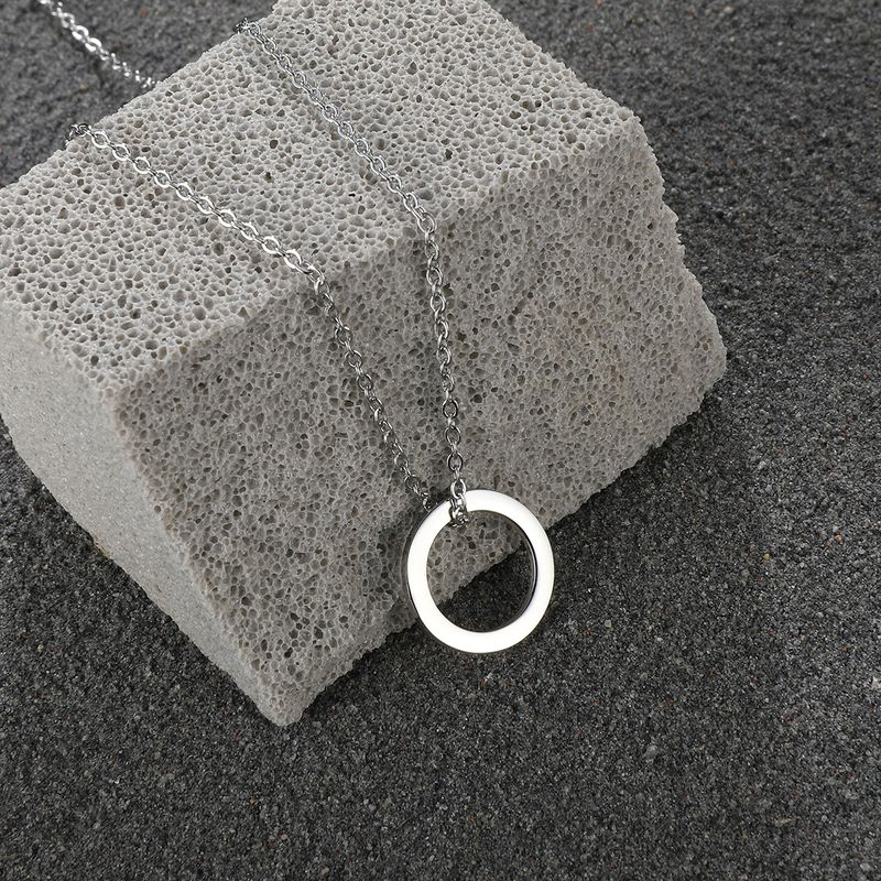 Simple Style Circle Stainless Steel Unisex Pendant Necklace
