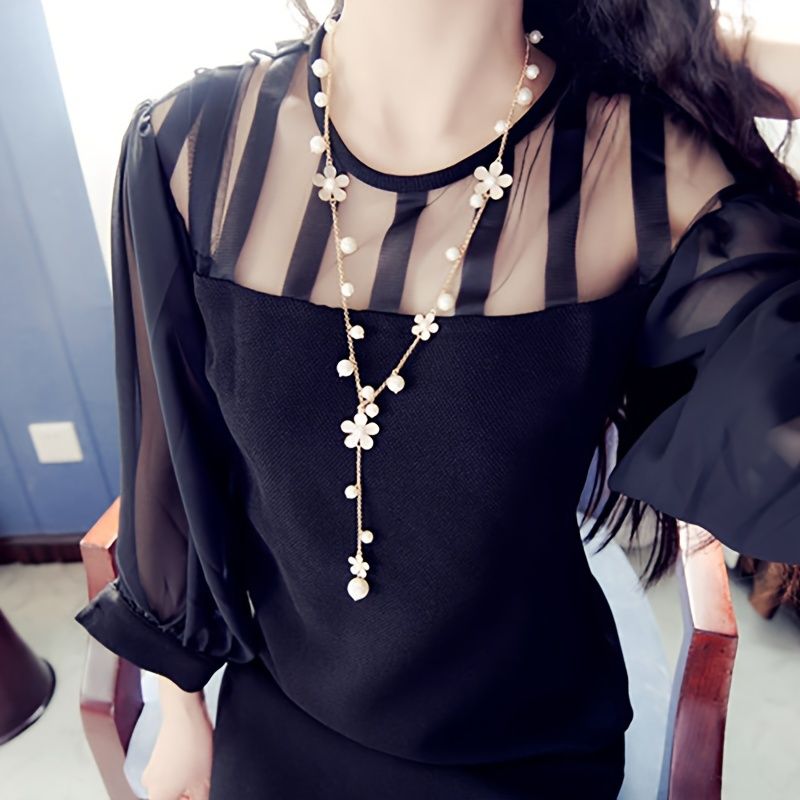 Casual Classic Style Flower Alloy Pearl Women's Sweater Chain Necklace