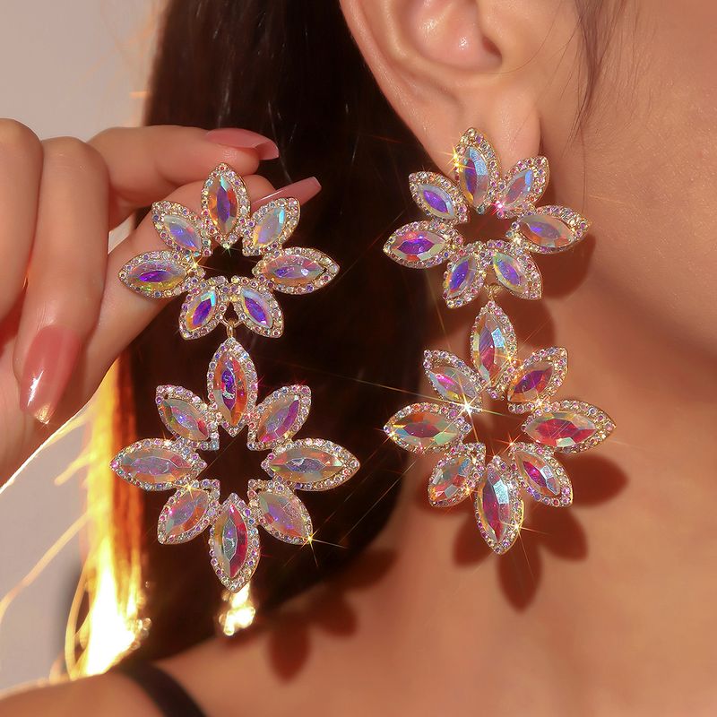 1 Pair Elegant Flower Inlay Alloy Rhinestones Zircon Drop Earrings