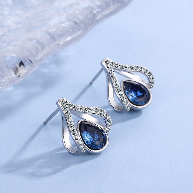 1 Par Elegante Señora Estilo Moderno Gotitas De Agua Embutido Cobre Cristal Artificial Diamantes De Imitación Circón Pendientes