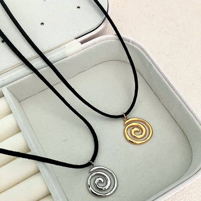 304 Stainless Steel Leather Rope Gold Plated Casual Simple Style Plating Spiral Pendant Necklace