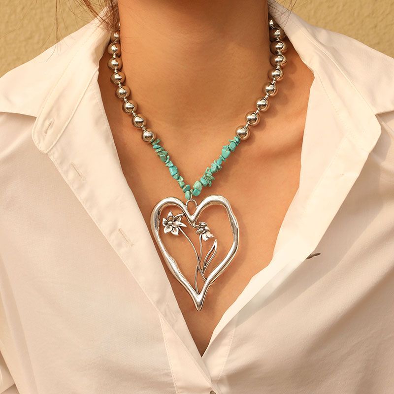 Commute Heart Shape Flower Alloy Turquoise Knitting Women's Necklace