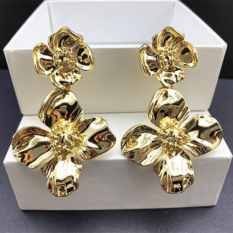 1 Pair Fashion Flower Metal Plating Women's Drop Earrings