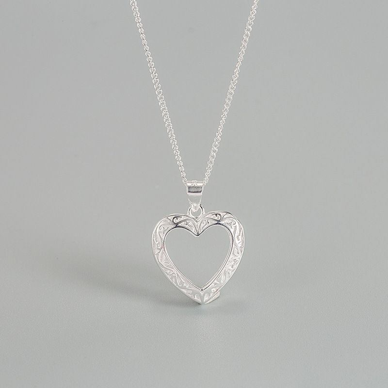 Fashion Heart Shape Silver Plating Hollow Out Pendant Necklace 1 Piece