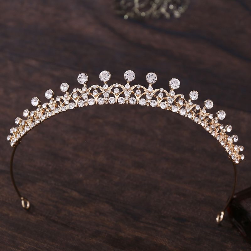 Elegante Corona Aleación Embutido Diamantes De Imitación Corona 1 Pieza