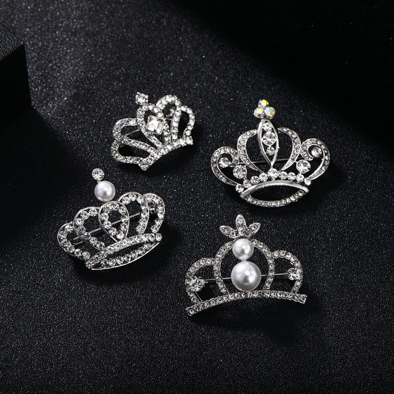 Simple Style Crown Alloy Rhinestone Zircon Women's Brooches