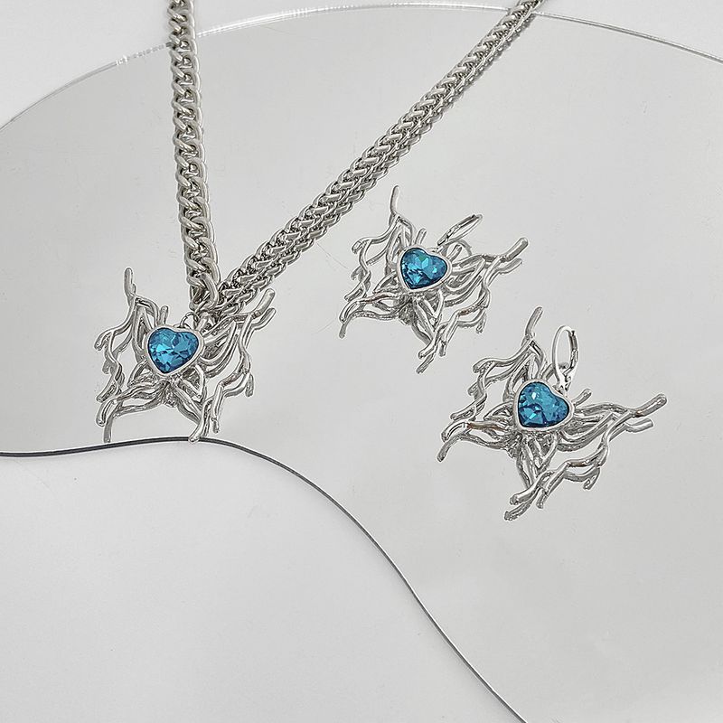 1 Piece 1 Pair Punk Butterfly Alloy Inlay Artificial Crystal Women's Pendant Necklace
