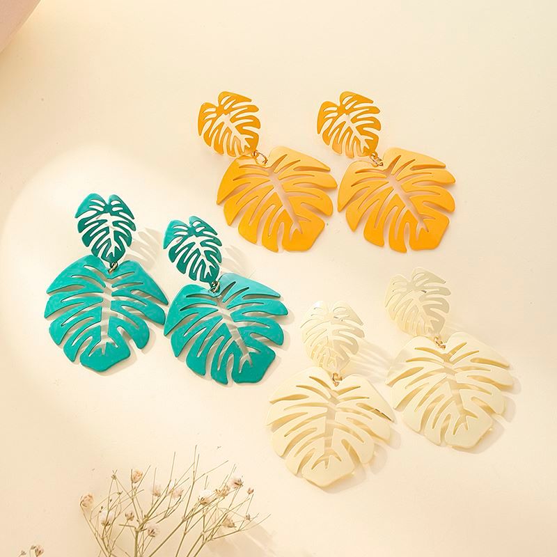 1 Pair Vacation Leaves Alloy Hollow Out Women's Drop Earrings
