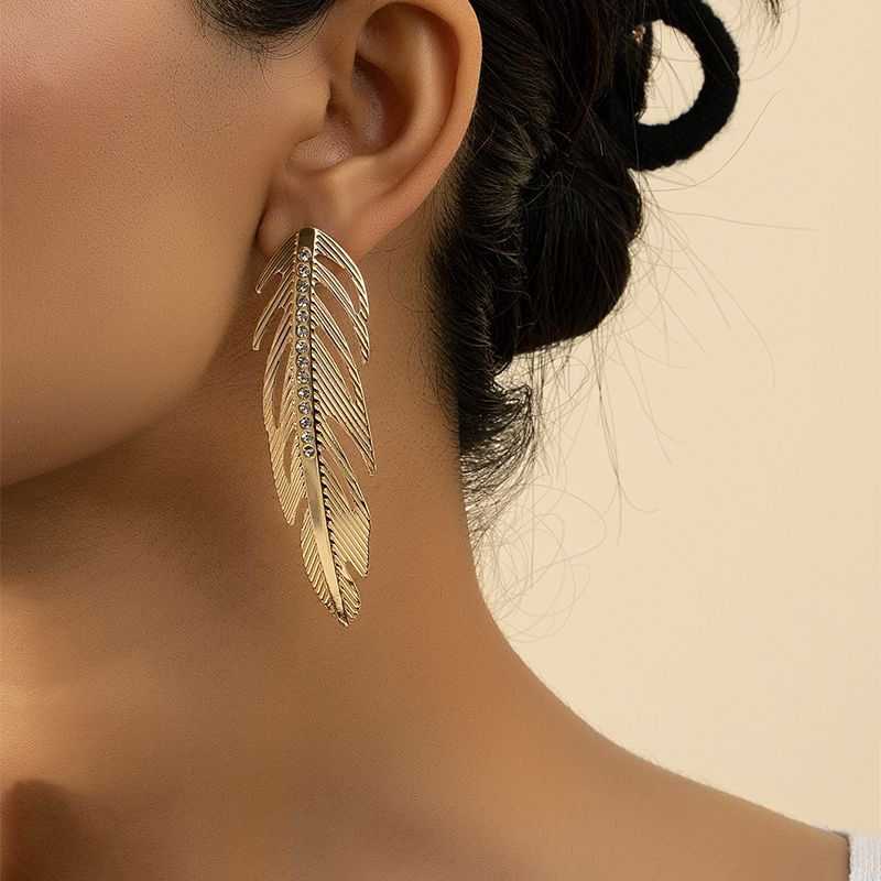1 Pair Fashion Feather Alloy Inlay Rhinestones Women's Earrings
