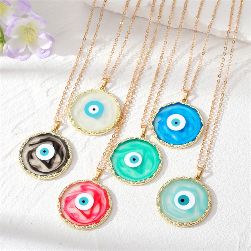 1 Piece Fashion Devil's Eye Metal Plating Transparent Inlay Resin Gold Plated Women's Pendant Necklace