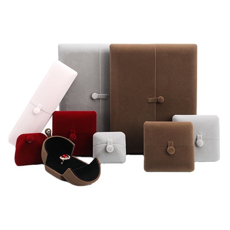1 Piece Fashion Solid Color Flannel Jewelry Boxes