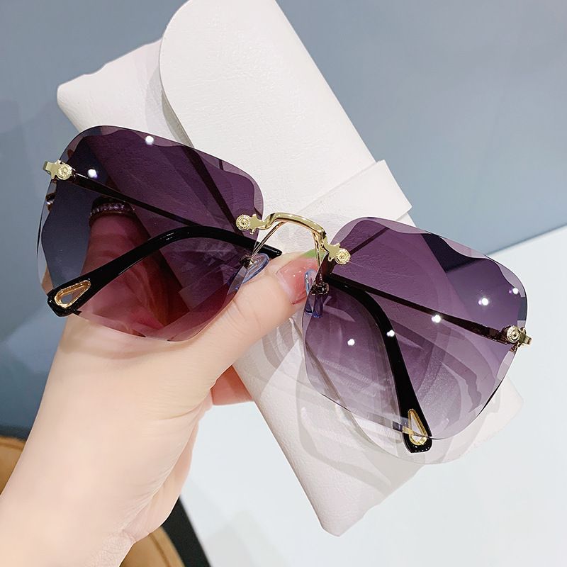 Retro Fashion Ac Square Frameless Women's Sunglasses