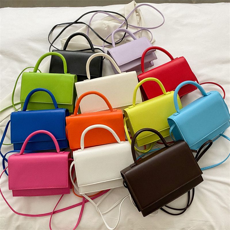 Women's Small All Seasons Pu Leather Solid Color Streetwear Square Flip Cover Handbag