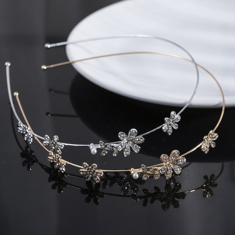 Simple Style Flower Metal Inlay Rhinestones Hair Band 1 Piece