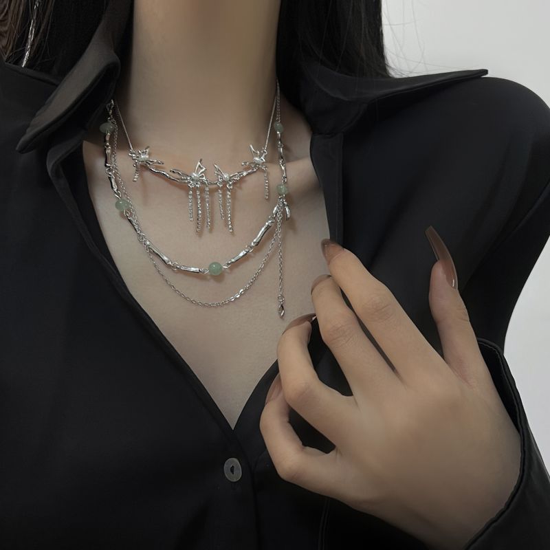 1 Pieza Moda Gotitas De Agua Mariposa Aleación Embutido Perlas Artificiales Mujeres Collar