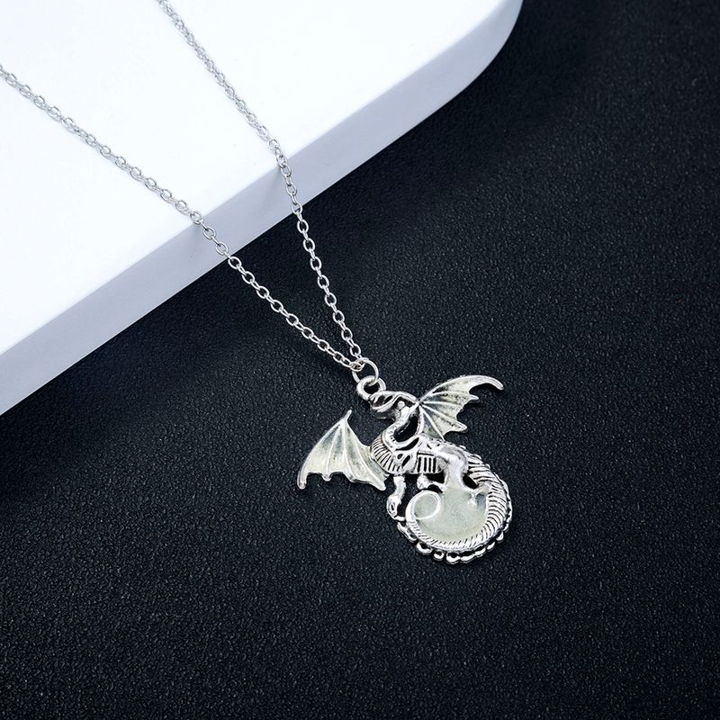 1 Piece Fashion Dragon Alloy Plating Silver Plated Women's Pendant Necklace