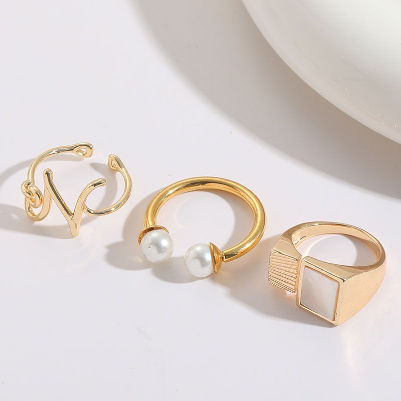 1 Piece Classic Style Letter Square Copper Asymmetrical Plating Inlay Pearl Shell 14k Gold Plated Rings