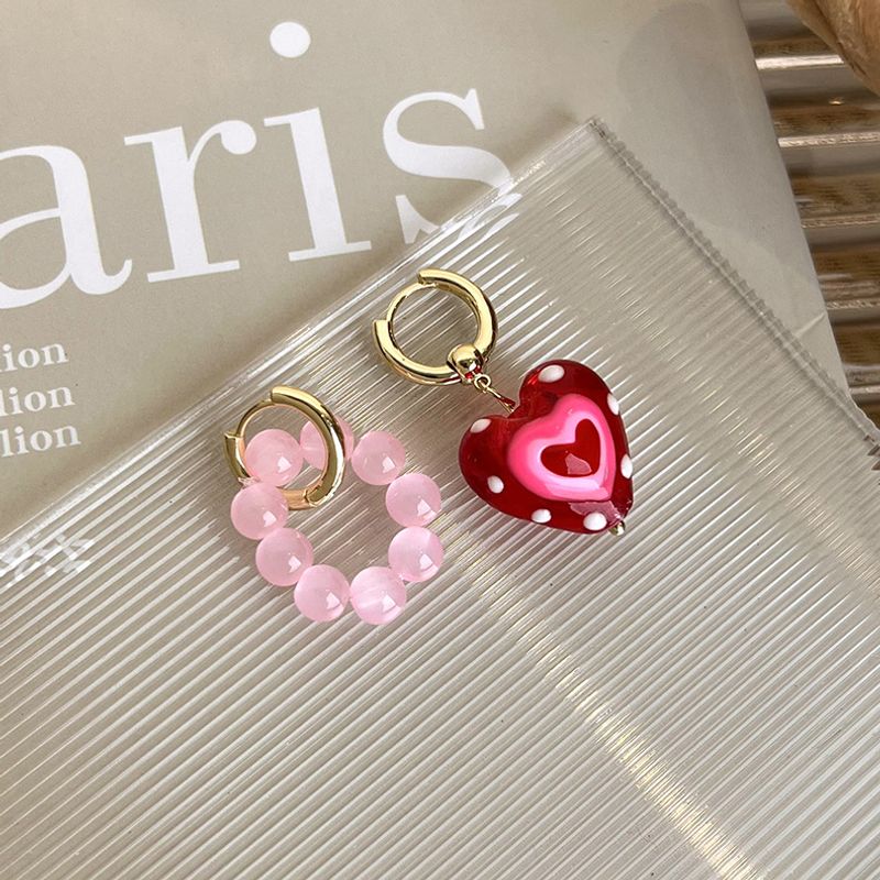 1 Pair Fashion Heart Shape Resin Asymmetrical Beaded Women's Drop Earrings