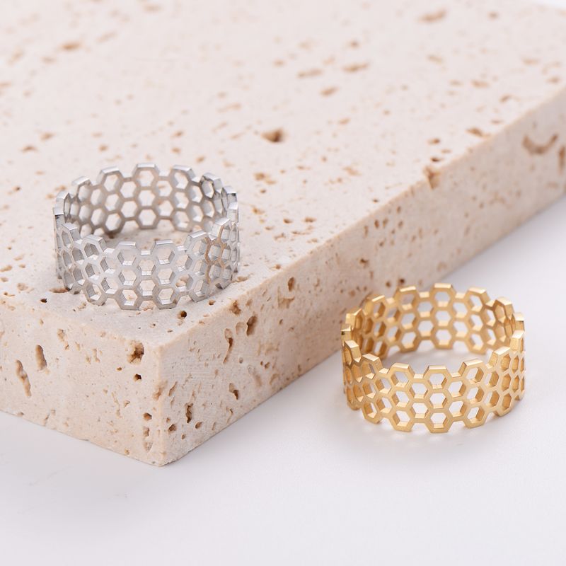 Wholesale Casual Honeycomb Stainless Steel Gold Plated Rings