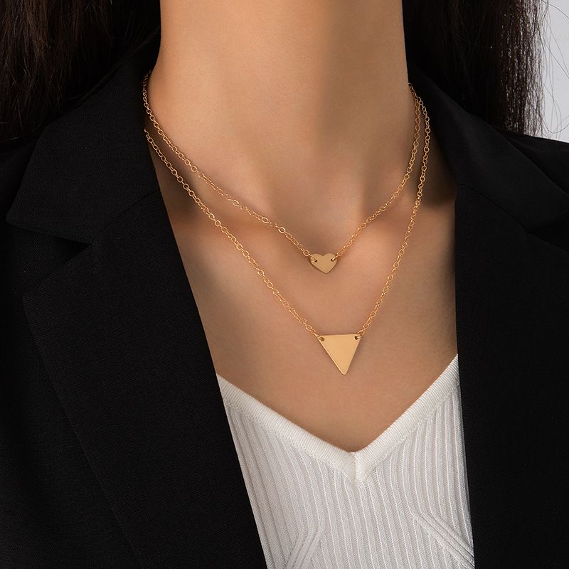 1 Piece Casual Triangle Alloy Plating Gold Plated Women's Pendant Necklace