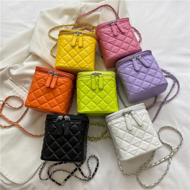 Women's Small All Seasons Nylon Solid Color Fashion Bucket Zipper Bucket Bag