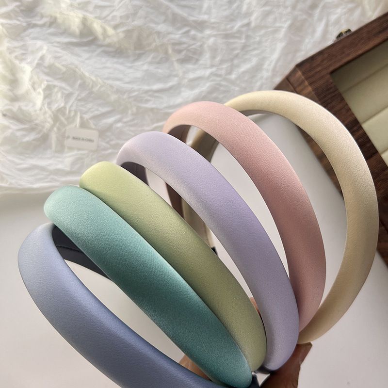 Simple Style Solid Color Cloth Sponge Handmade Hair Band 1 Piece