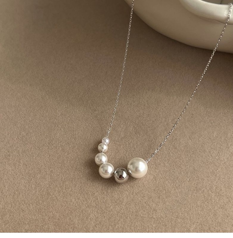 1 Piece Elegant Round Artificial Pearl Beaded Women's Necklace
