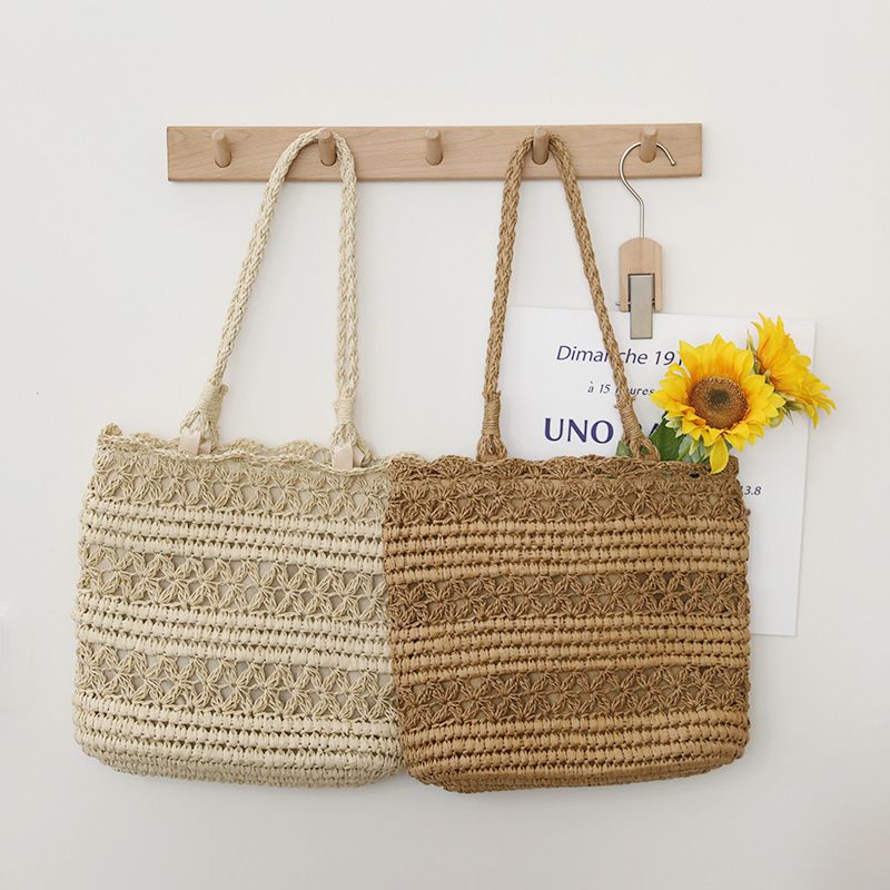 Women's Large Straw Solid Color Vacation Weave Square Zipper Straw Bag