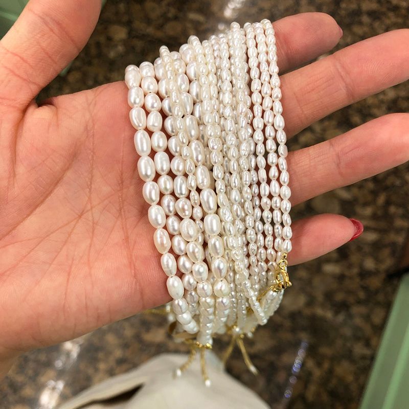 1 Piece Simple Style Solid Color Freshwater Pearl Beaded Necklace