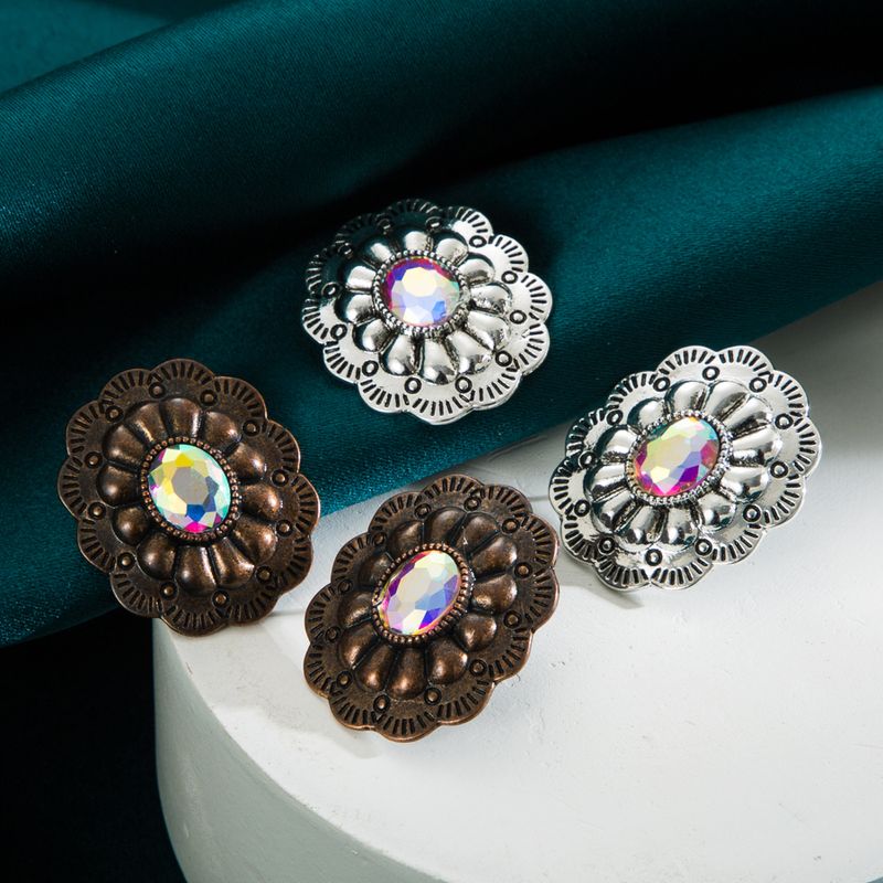 Glam Baroque Style Flower Alloy Plating Inlay Glass Silver Plated Women's Ear Studs