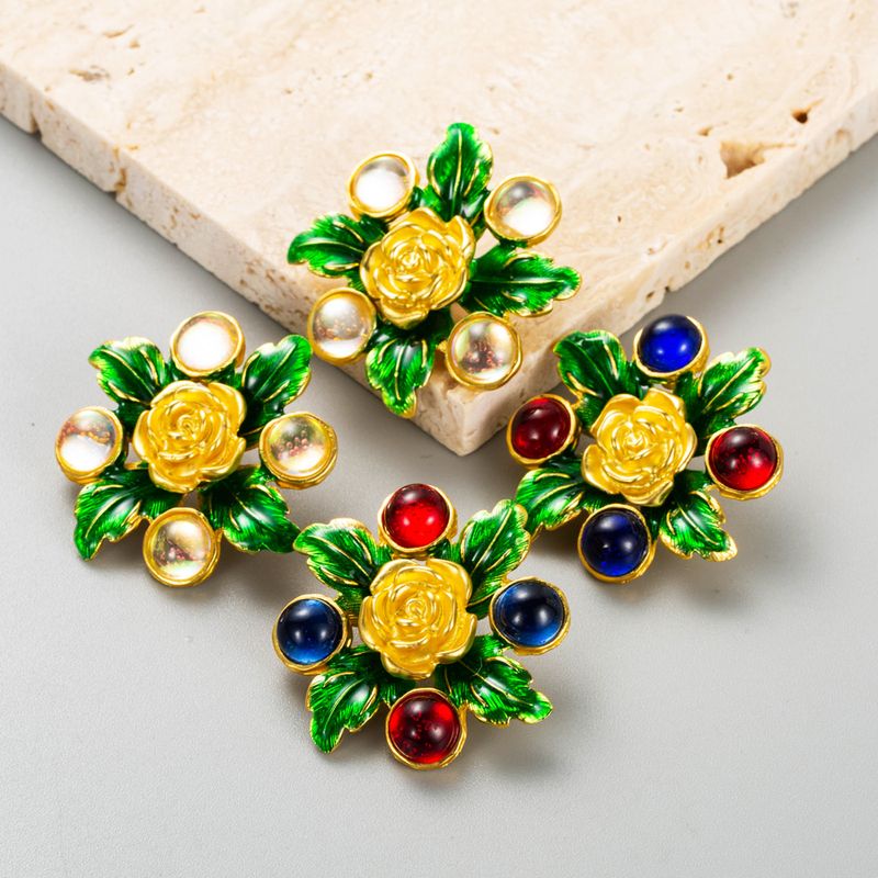 Wholesale Jewelry 1 Pair Baroque Style Flower Alloy Resin Gold Plated Ear Studs