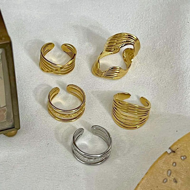 Lässig Einfarbig Titan Stahl Überzug 18 Karat Vergoldet Offener Ring