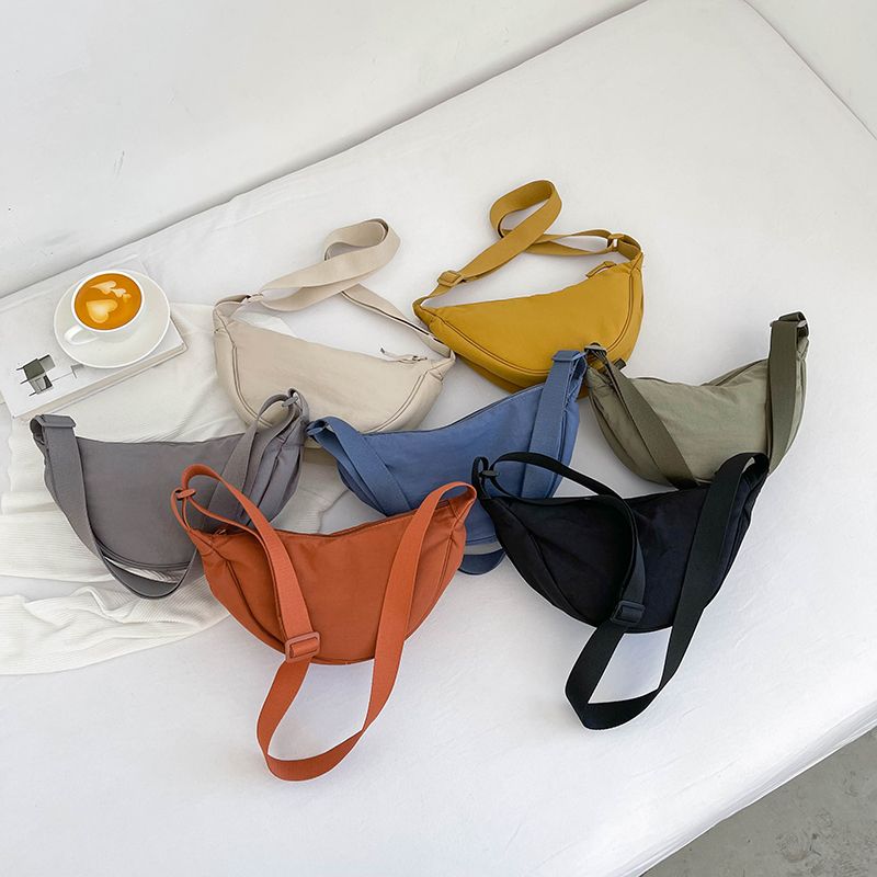 Women's Canvas Solid Color Basic Dumpling Shape Zipper Shoulder Bag Crossbody Bag