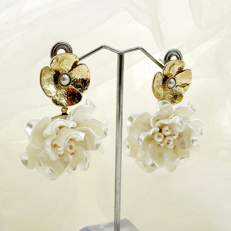 1 Pair Elegant Flower Plating 304 Stainless Steel Beads Shell 14K Gold Plated Drop Earrings