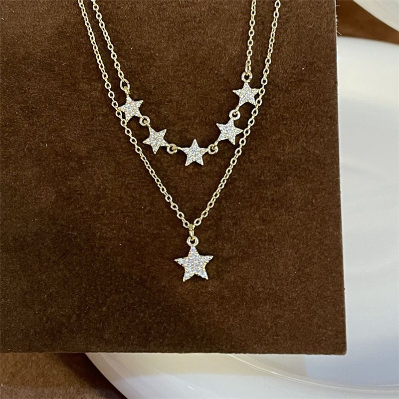Einfacher Stil Stern Kupfer Inlay Zirkon Halskette Mit Anhänger Halskette