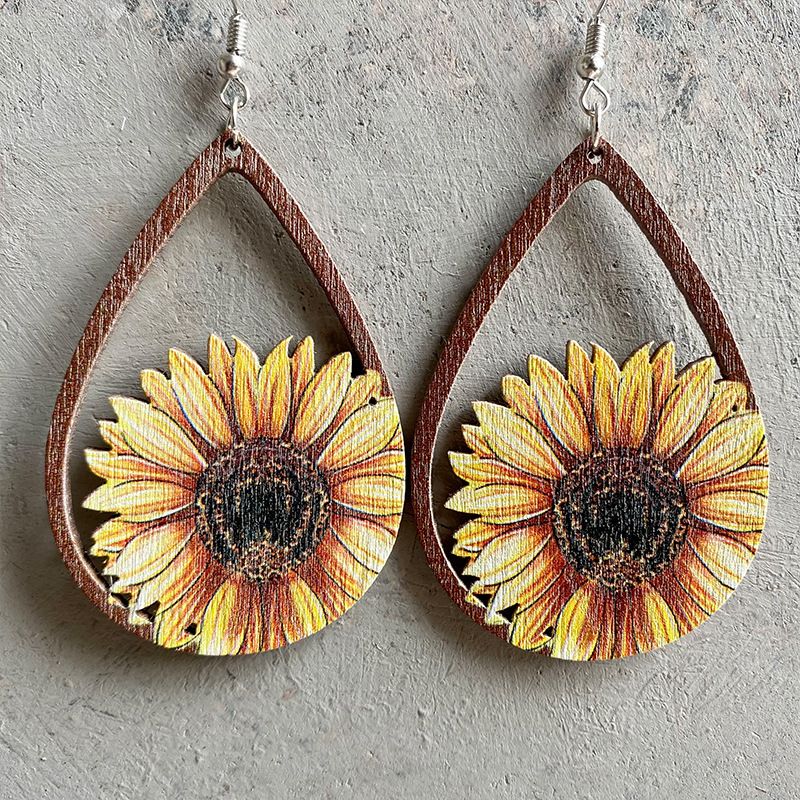 1 Pair Retro Cactus Sunflower Water Droplets Wood Hollow Out Women's Drop Earrings