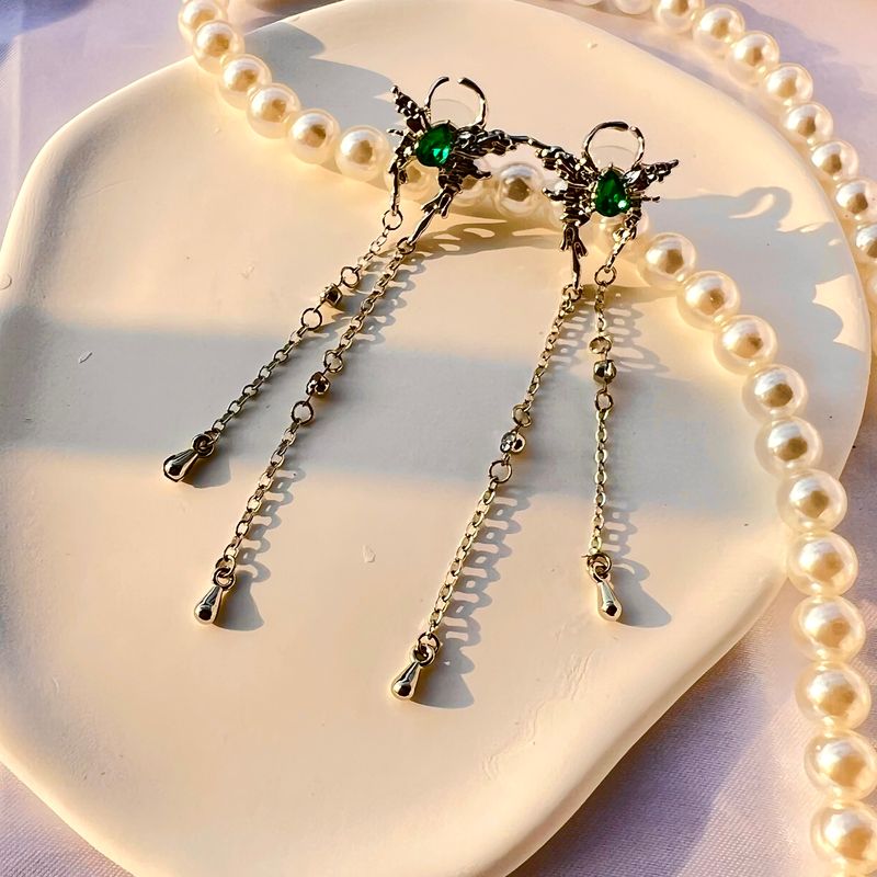 1 Pair Simple Style Tassel Butterfly Alloy Plating Inlay Artificial Diamond Silver Plated Women's Drop Earrings