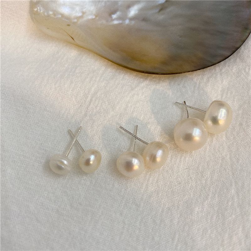 1 Pair Retro Solid Color Plating Freshwater Pearl Ear Studs