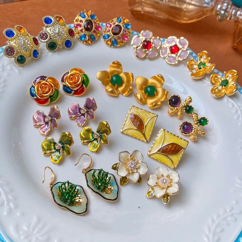 1 Par Estilo Vintage Flor Cobre Enchapado Embutido Piedras Preciosas Artificiales Diamantes De Imitación Pendientes