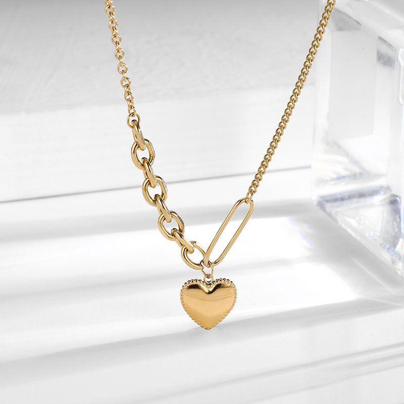 Titan Stahl 18 Karat Vergoldet Einfacher Stil Überzug Herzform Titan Stahl Halskette Mit Anhänger